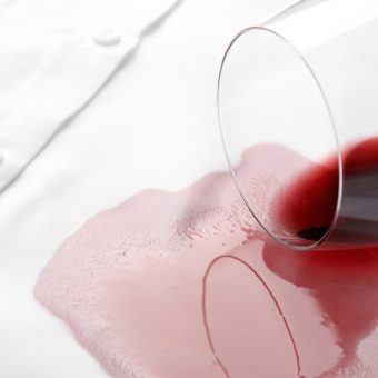 trinkreif Tipps: Adieu Rotweinflecken