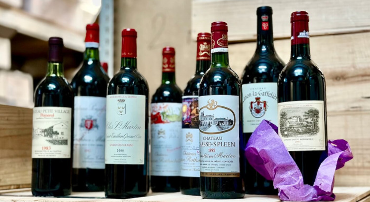 300 Flaschen trinkreife Bordeaux zwischen 1969 und 2010